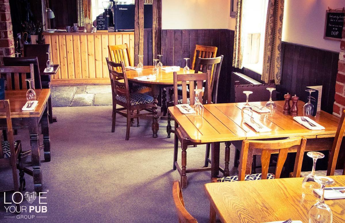 The Rising Sun Inn ウォーターロービル エクステリア 写真
